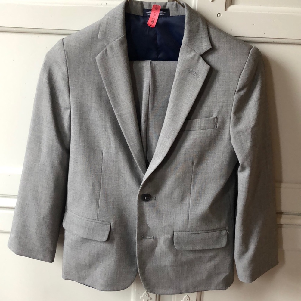 Excellent Condition Boys Nautica Suit